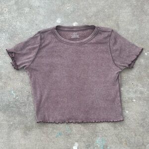 Aerie short sleeve scoop neck scallop brown acid wash crop top shirt